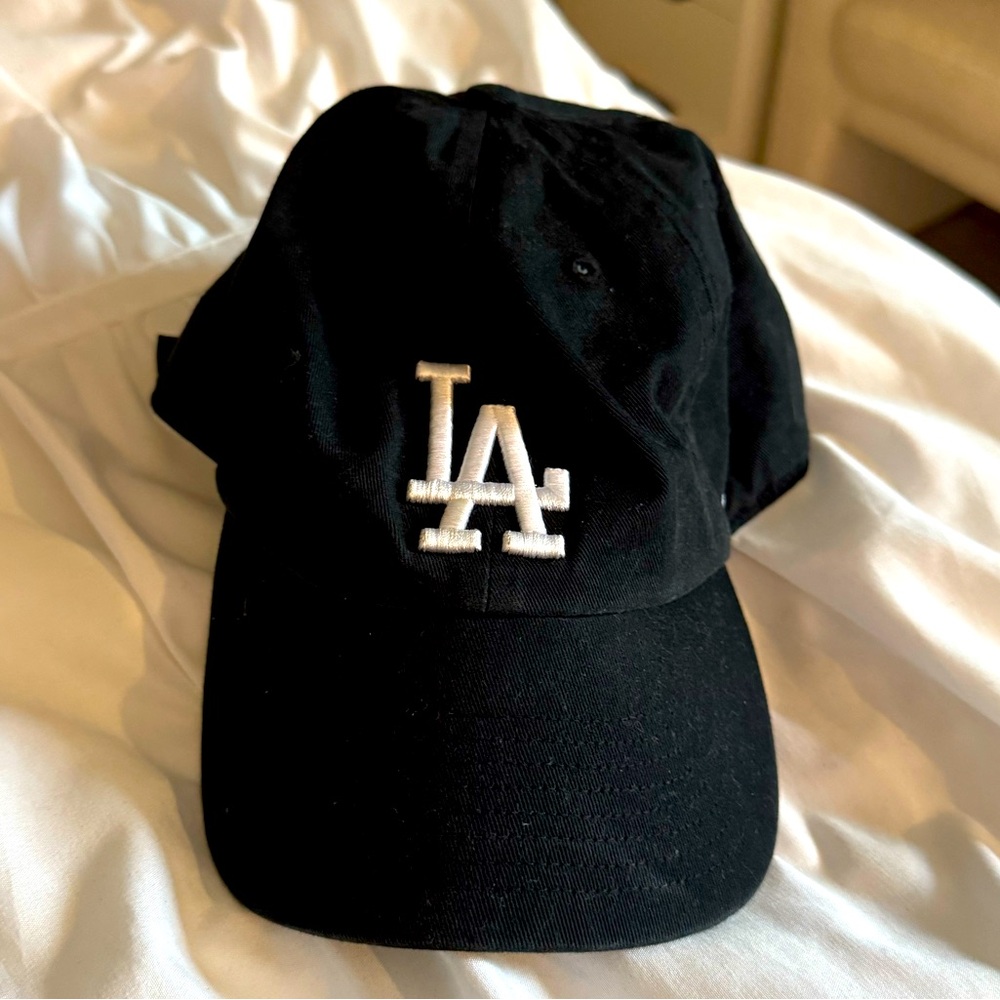 Black LA Logo Hat